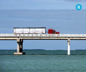 18-wheeler accidents are a regular threat on Florida's roads.